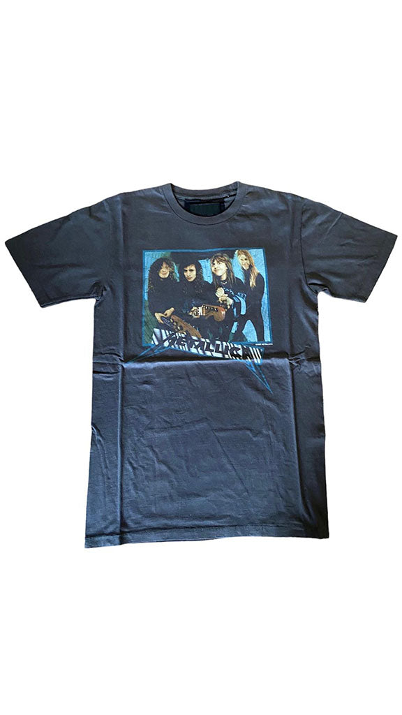 vintage rock t shirt dei Metallica con stampa strass lodo di Massimo Sabbadin fatto a mano è un pezzo unico può contenere imperfezioni date dal capo vintage